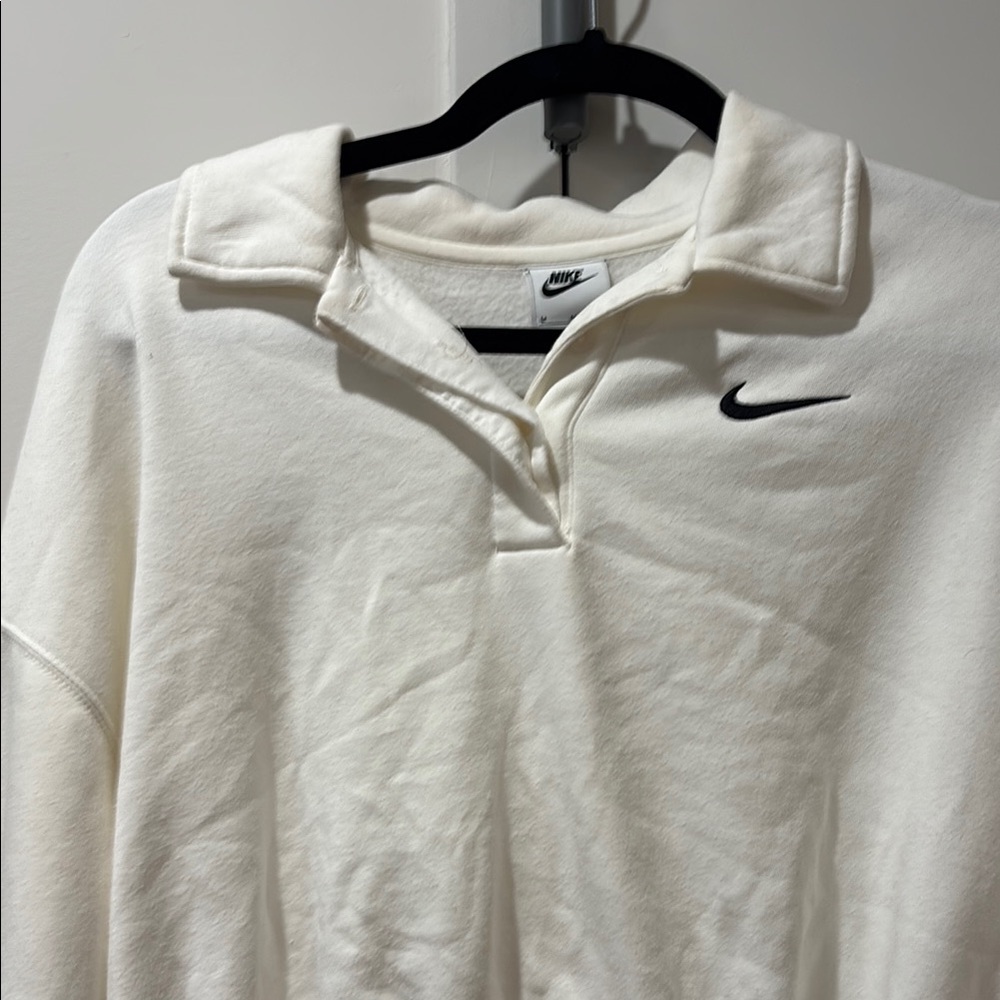 Nike Cream Collared Sweatshirt